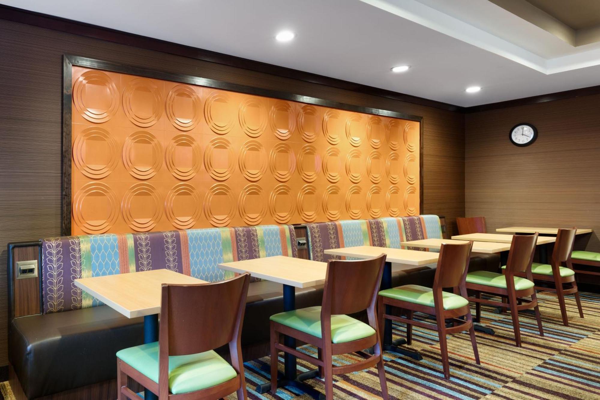 Fairfield Inn By Marriott Lexington Park Patuxent River Naval Air Station Екстериор снимка