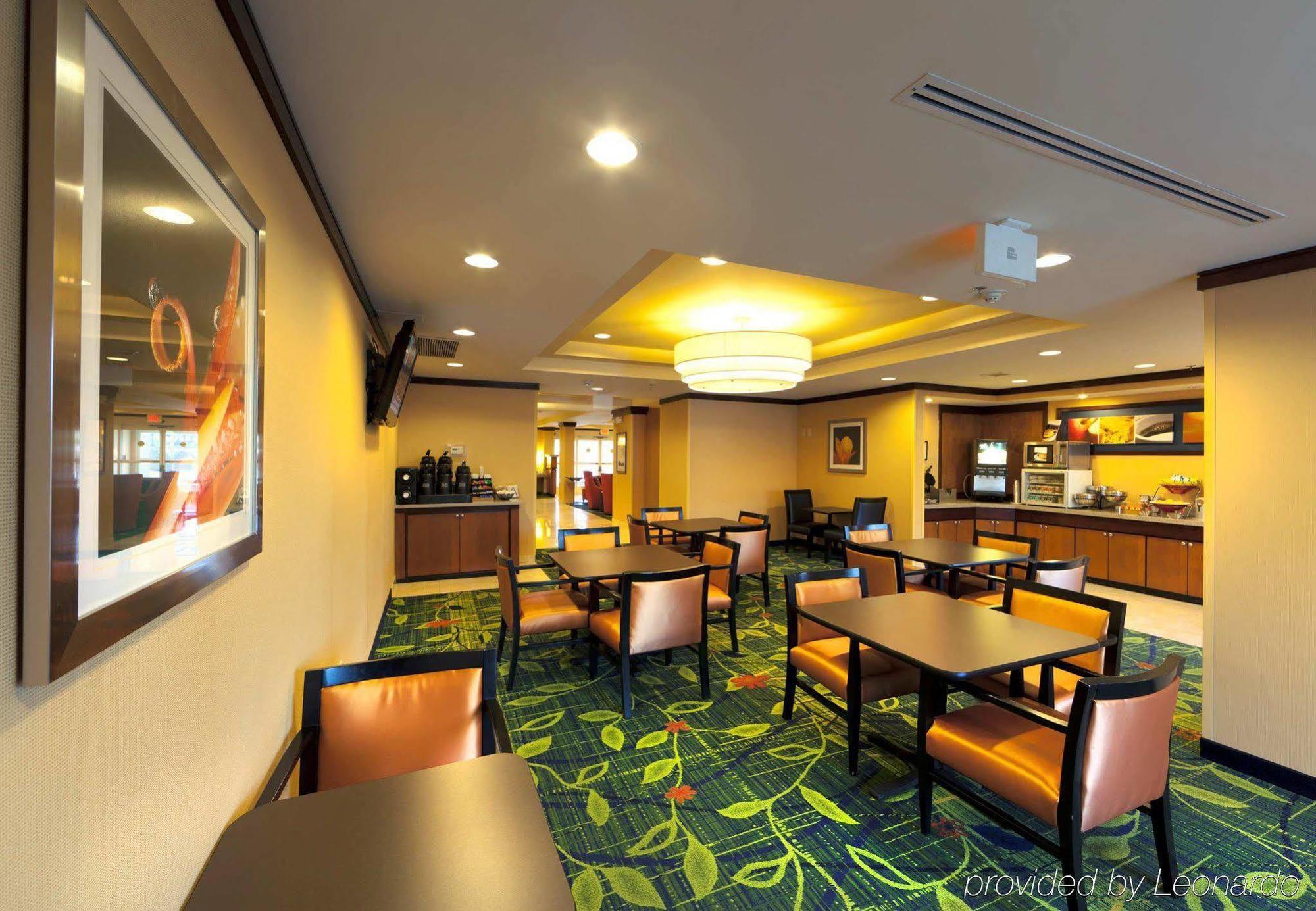 Fairfield Inn By Marriott Lexington Park Patuxent River Naval Air Station Ресторант снимка
